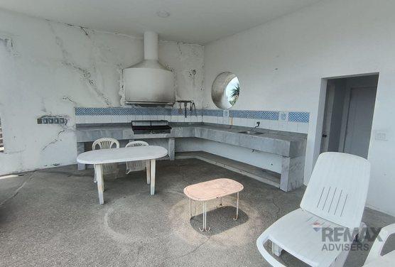 Venta de Suite en La Urb. La Fuente, U. Catolica, Guayas — imagen 6