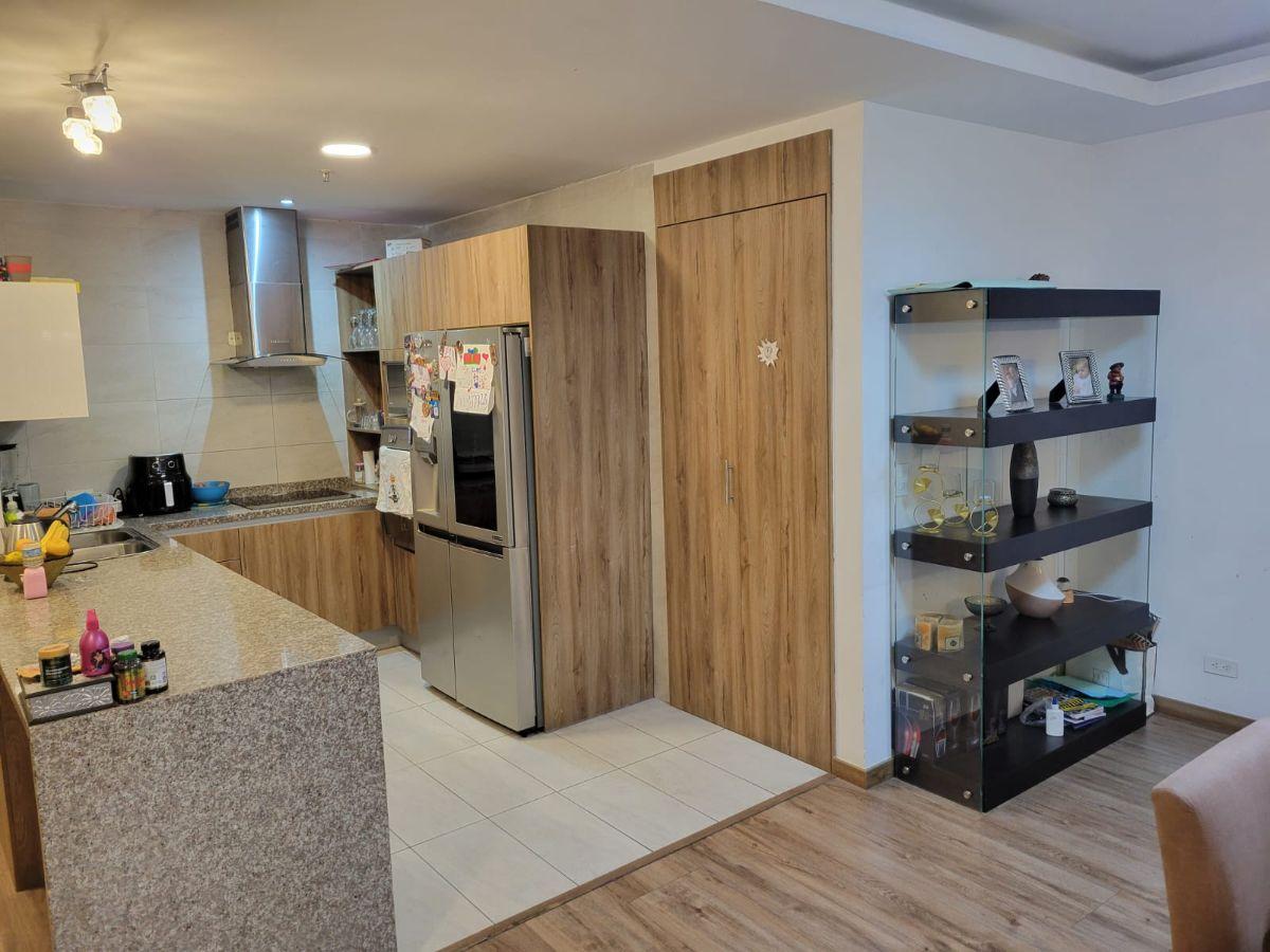 Vendo Departamento de Tres Dormitorio con Balcon en El Sector de La Republica del Salvador — imagen 10