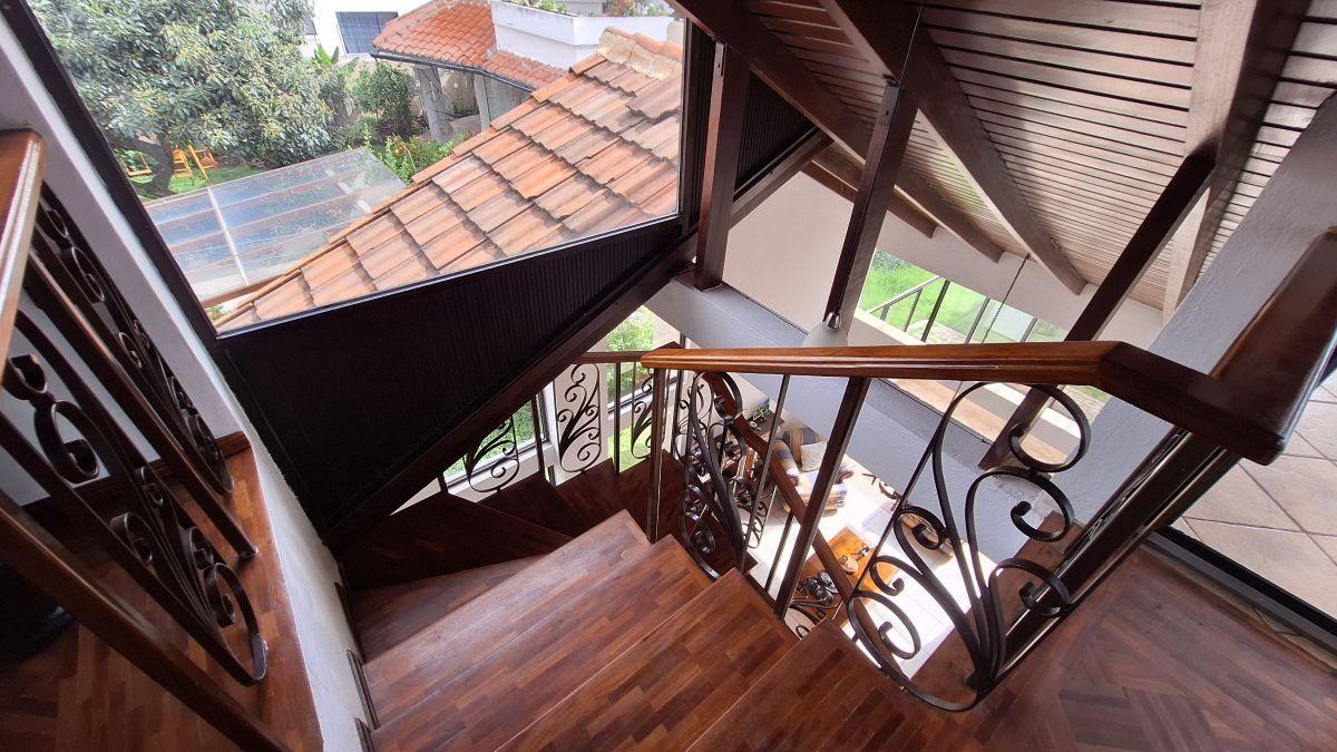 Venta Casa 5 Dorm Mas Estudio Conjunto Cerrado Cumbaya — imagen 6