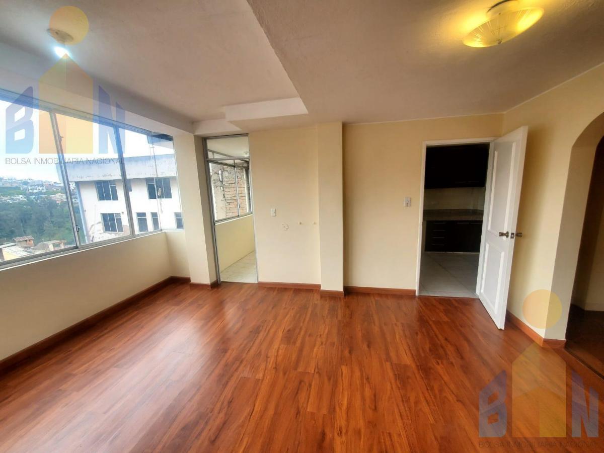 Ct Venta Departamento Duplex (Como Casa) con Linda Vista Sector Monjas — imagen 4