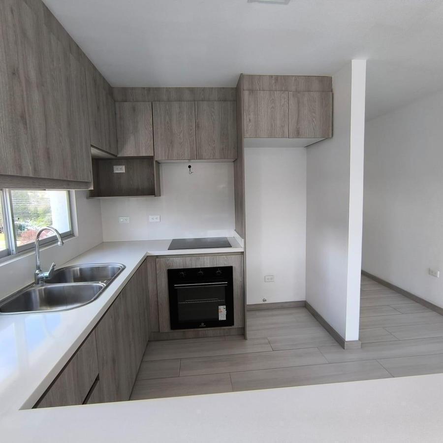 Venta Departamento en Cumbaya, Dos Habitaciones, con Terraza — imagen 9