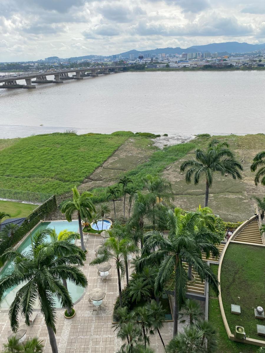 Departamento de Lujo con Increíble Vista en Entrerios en Venta, Guayas — imagen 4