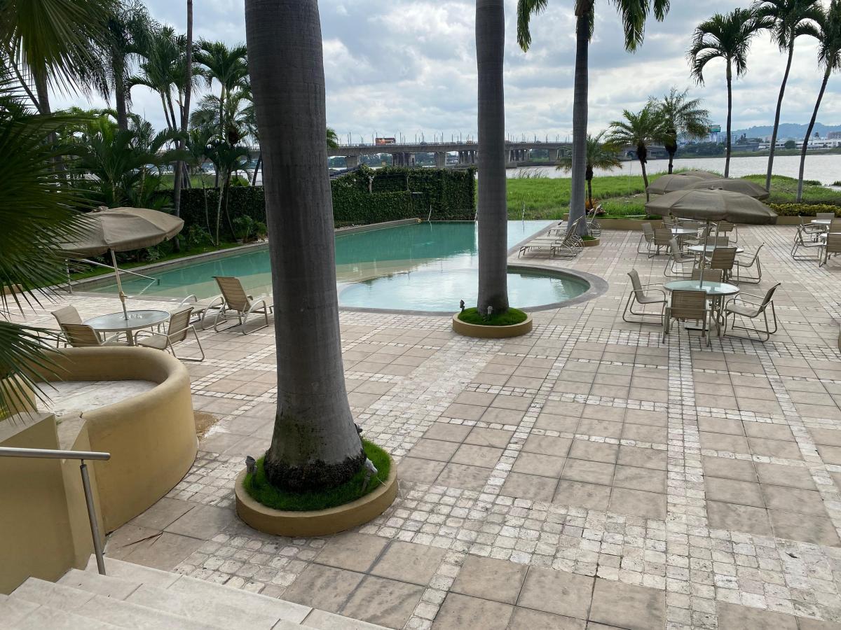 Departamento de Lujo con Increíble Vista en Entrerios en Venta, Guayas — imagen 3