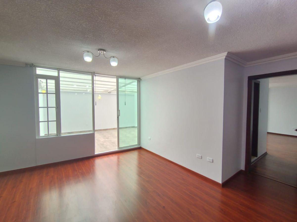 En Venta Departamento Sector Union Nacional, Patio Propio — imagen 10