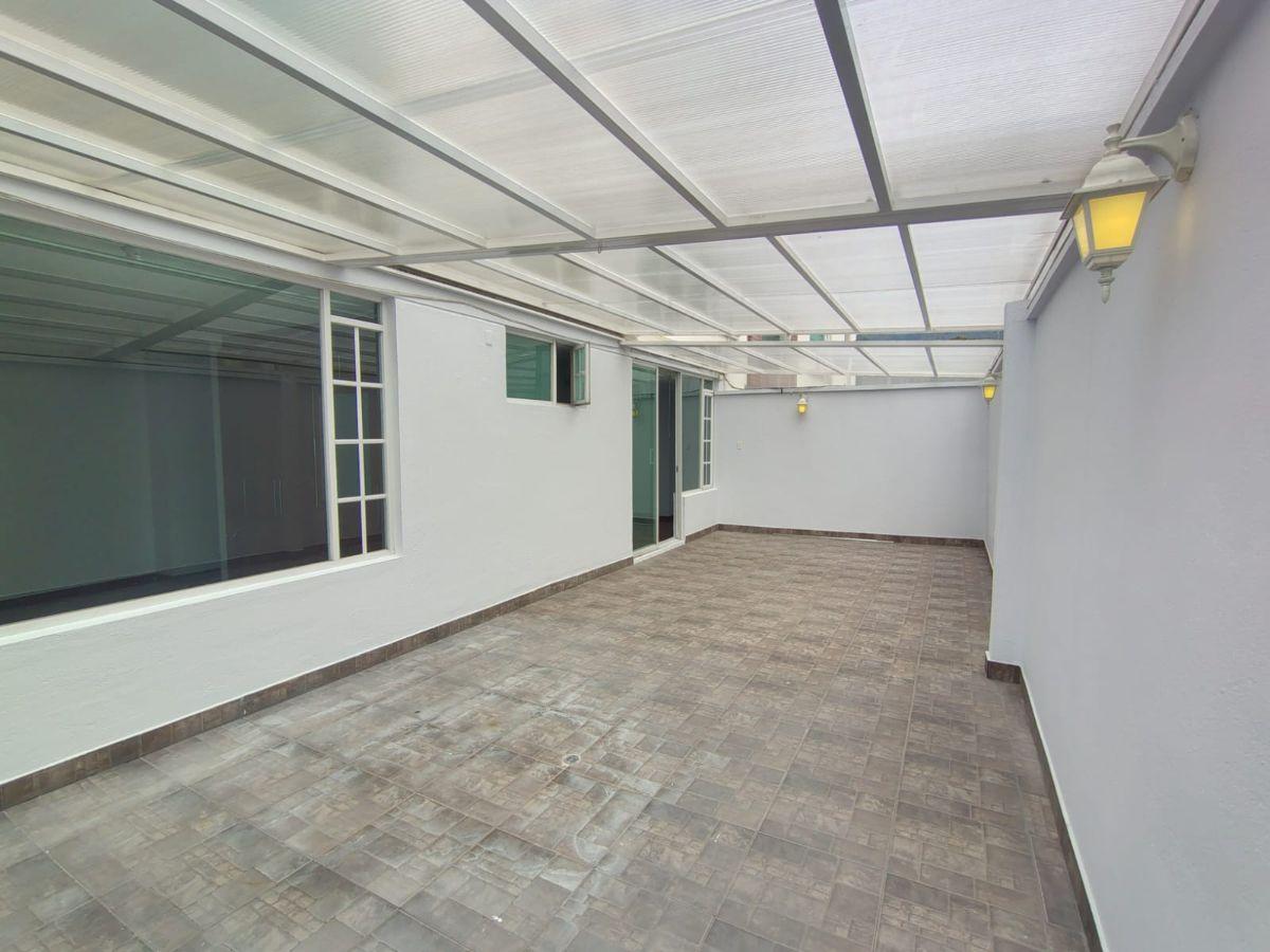 En Venta Departamento Sector Union Nacional, Patio Propio — imagen 9