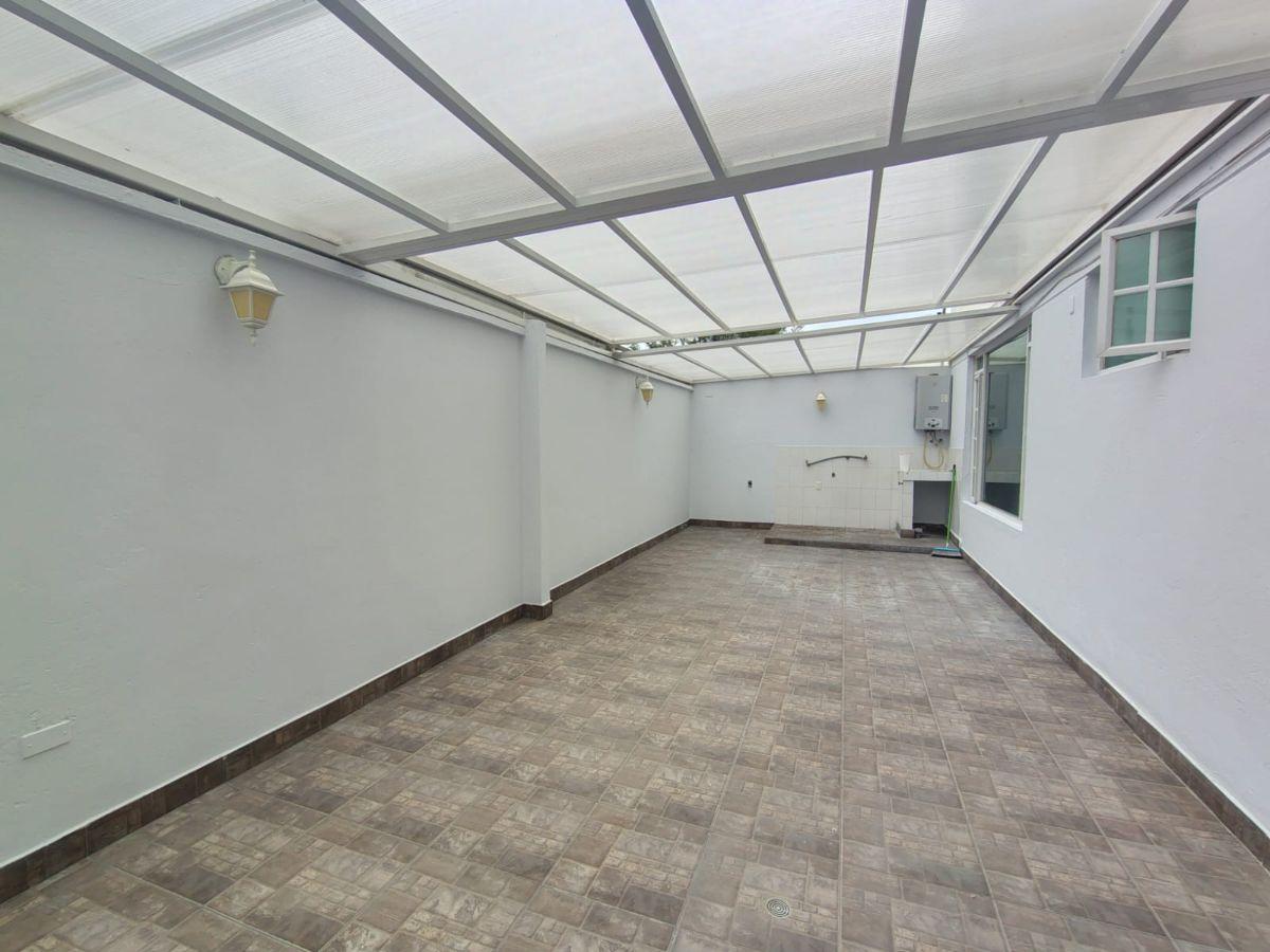 En Venta Departamento Sector Union Nacional, Patio Propio — imagen 8