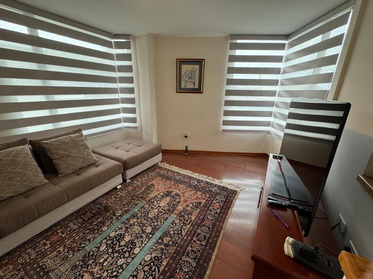 Vendo Linda Casa en Cumbaya, en Urbanización, 3 Dorm., Baño Social, un Solo Dueño, Excelente! — imagen 2