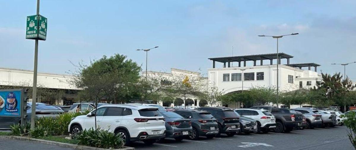 Inversión Premium en Zona de Alta Plusvalía Terreno Exclusivo — Urb. Plaza Lagos, Guayas — imagen 2