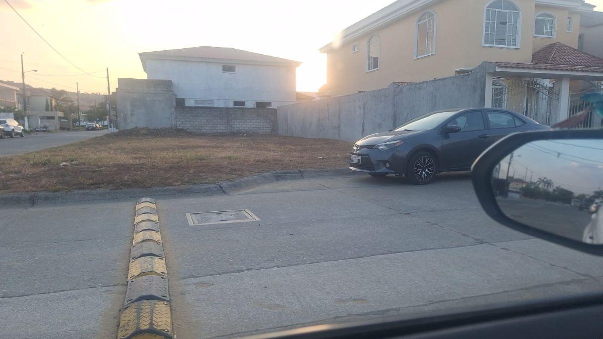 Terreno Esquinero en Venta Condado de Vicolinci a - Marín, Guayas — imagen 5