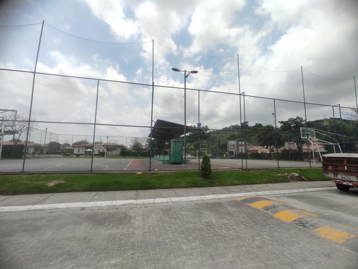 Venta de Oportunidad Casa en Urbanizacion Villa Club, Guayas — imagen 6