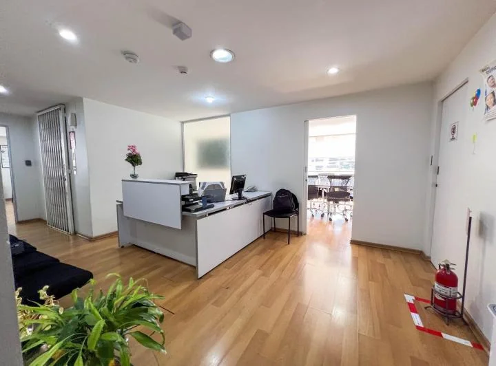 ¡Oficina Premium de 242 m² en Venta – Piso Completo con Alta Seguridad y Ubicación Estratégica! — imagen 1