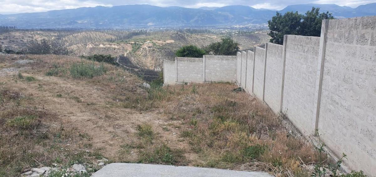 Se Vende Terreno en El Sector de Nayon — imagen 9