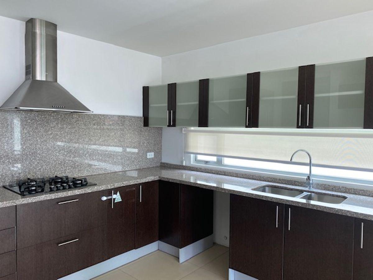 Lindo Departamento con Jardín — imagen 4