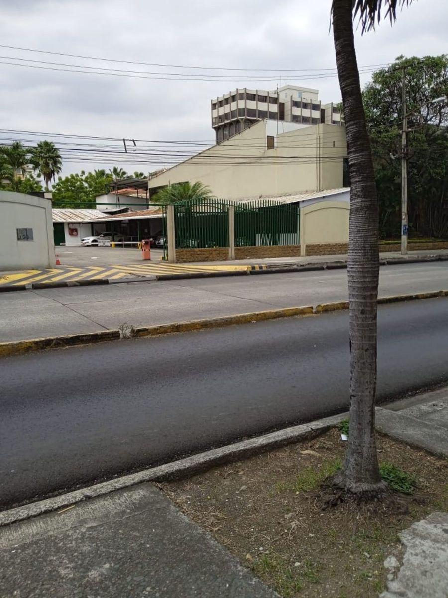 Se Vende Terreno de 240 m² en Centro de Guayaquil C. Diaz, Guayas — imagen 2