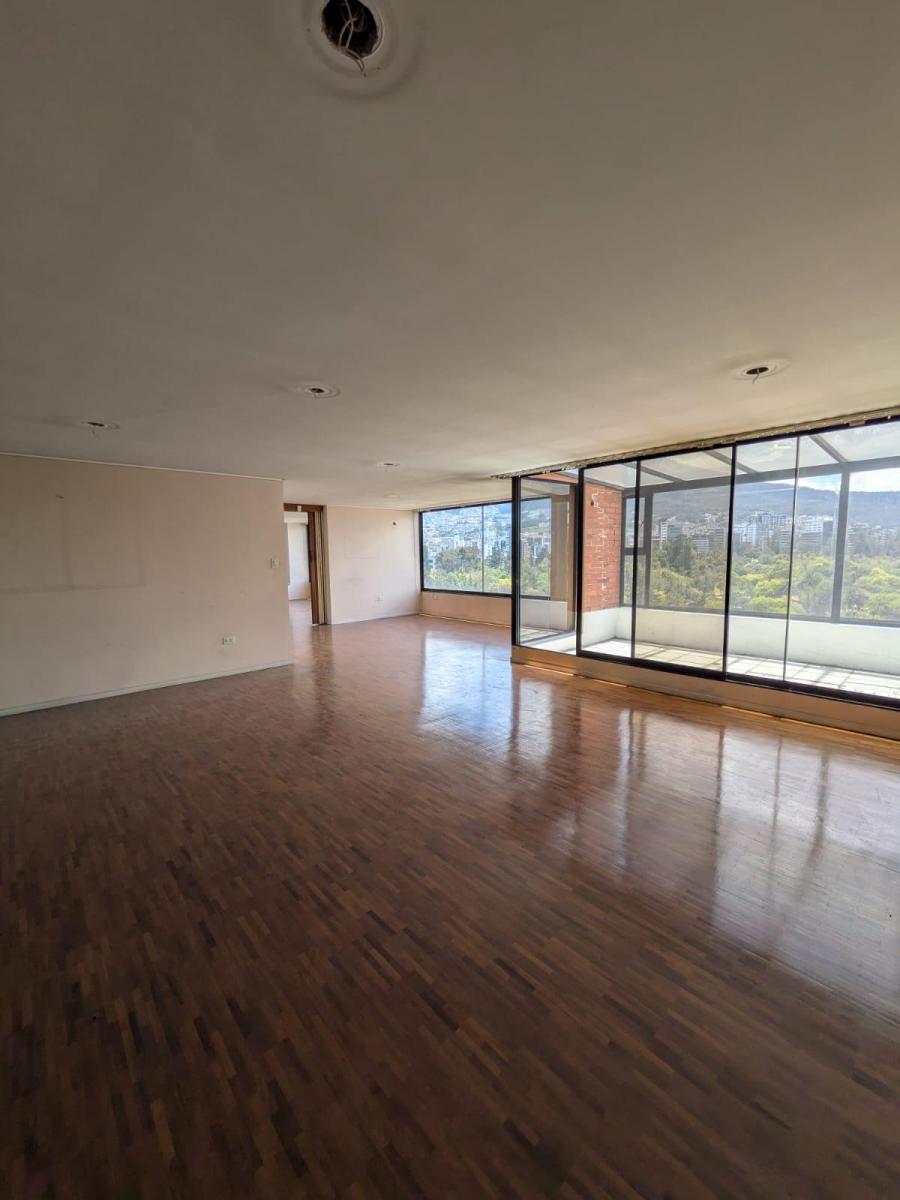Urgente. en La Carolina Vendo Penthouse con Una Vista Genial de 360 Grados. Le Esperamos. Provincia de Pichincha — imagen 2