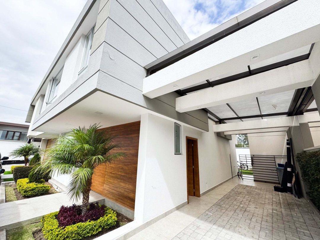 Casa en Venta - Tumbaco — imagen 9