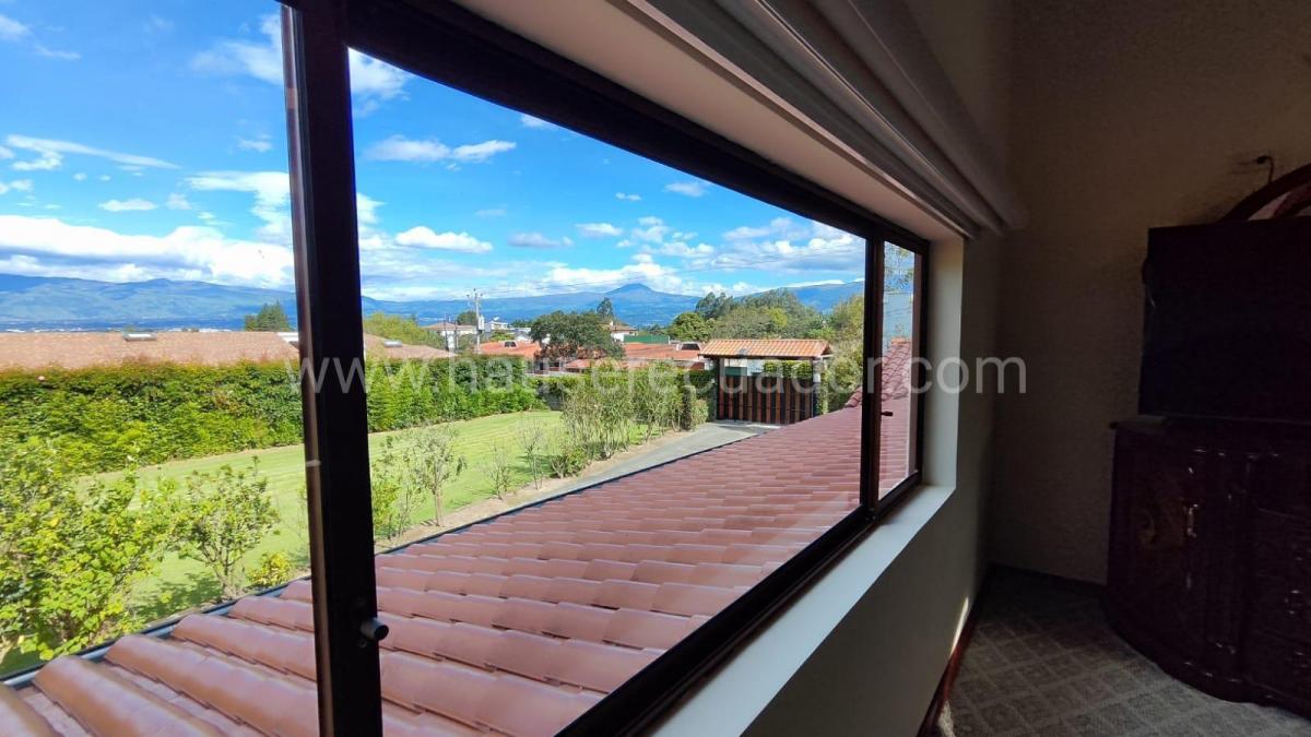 Casa con Dormitorio en Planta Baja y Cabaña | Terreno de 2.875 m² en Urbanización Privada — imagen 8