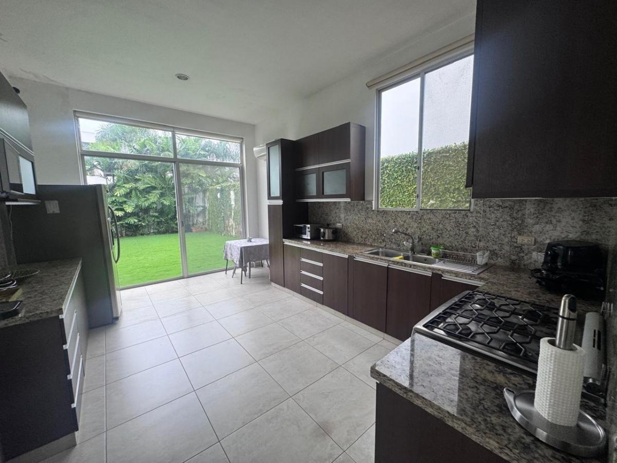 Mocoli Urbanización Arrecife Casa en Venta, Guayas — imagen 3