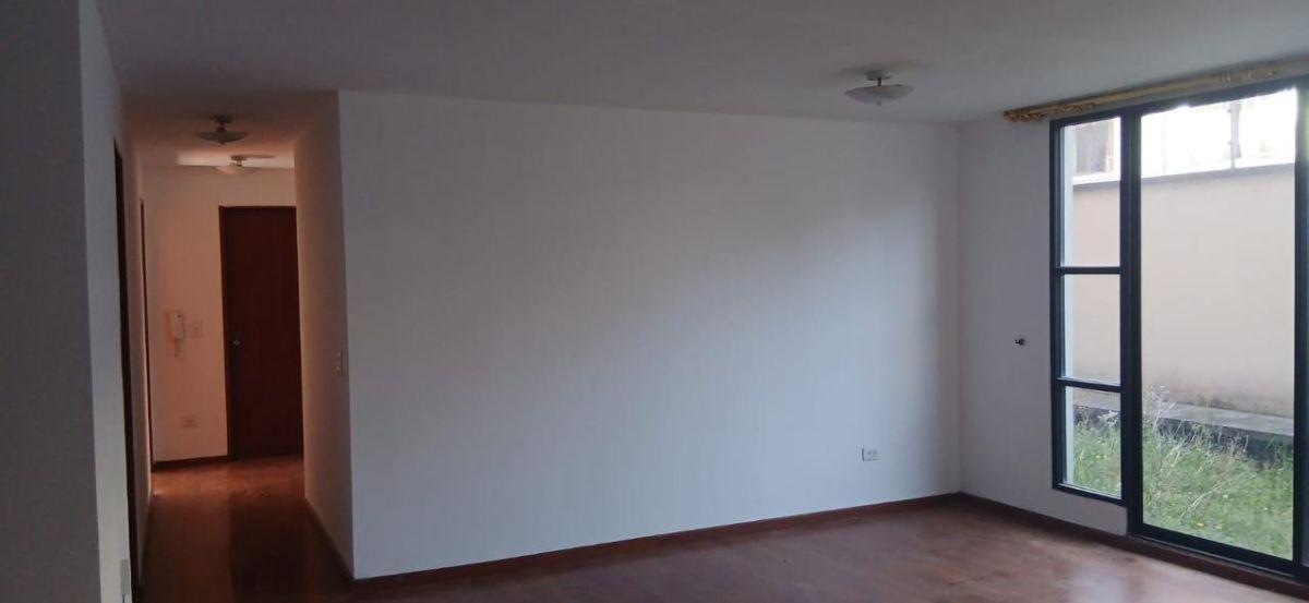 Oportunidad Departamento con Jardin Sector Inca y 6 de Diciembre — imagen 7