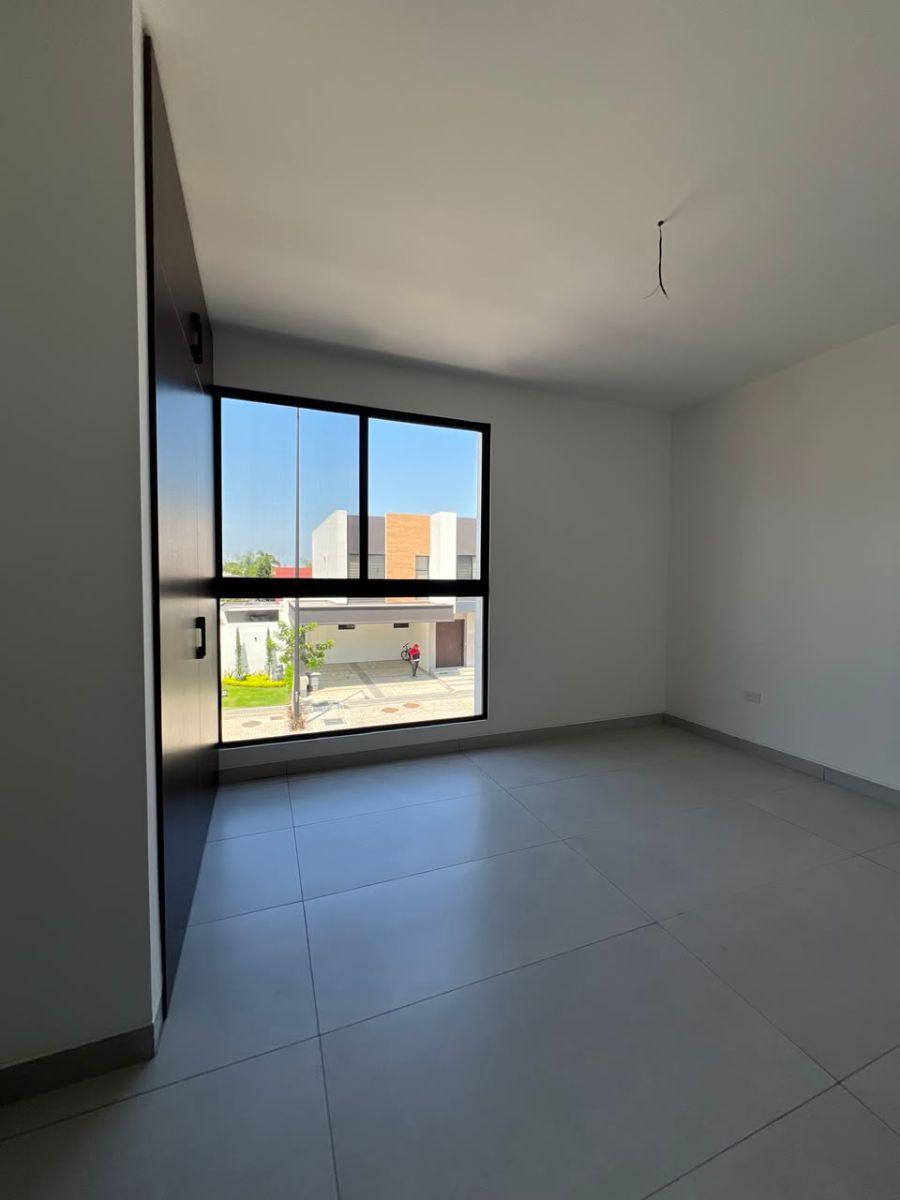 Casa de Estreno en Venta en Urb. Riona - Km 3 Samborondon, Guayas — imagen 7