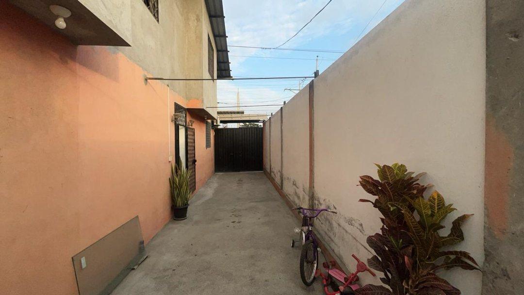 Casa de Venta en Manta Barrio Costa Azul F/v, Manabí — imagen 9