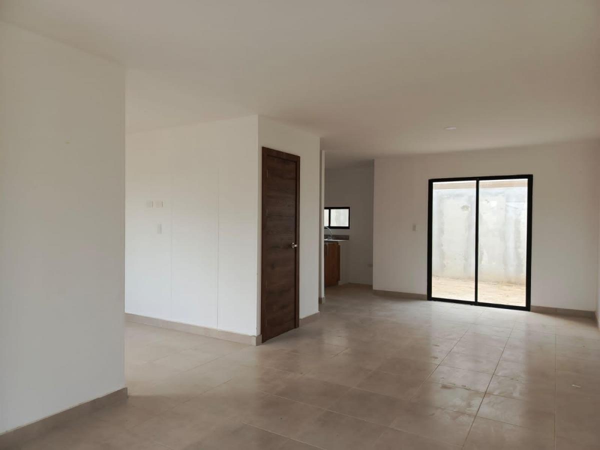 Casa de Venta en La Urbanización Los Prados, por Estrenar, 4 Dorm.. Guayas — imagen 10