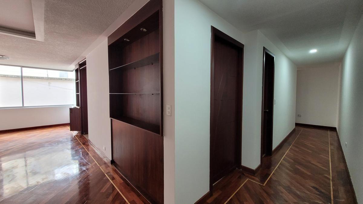 Departamento de Venta de 3 Dorm. en Santa Lucía — imagen 9