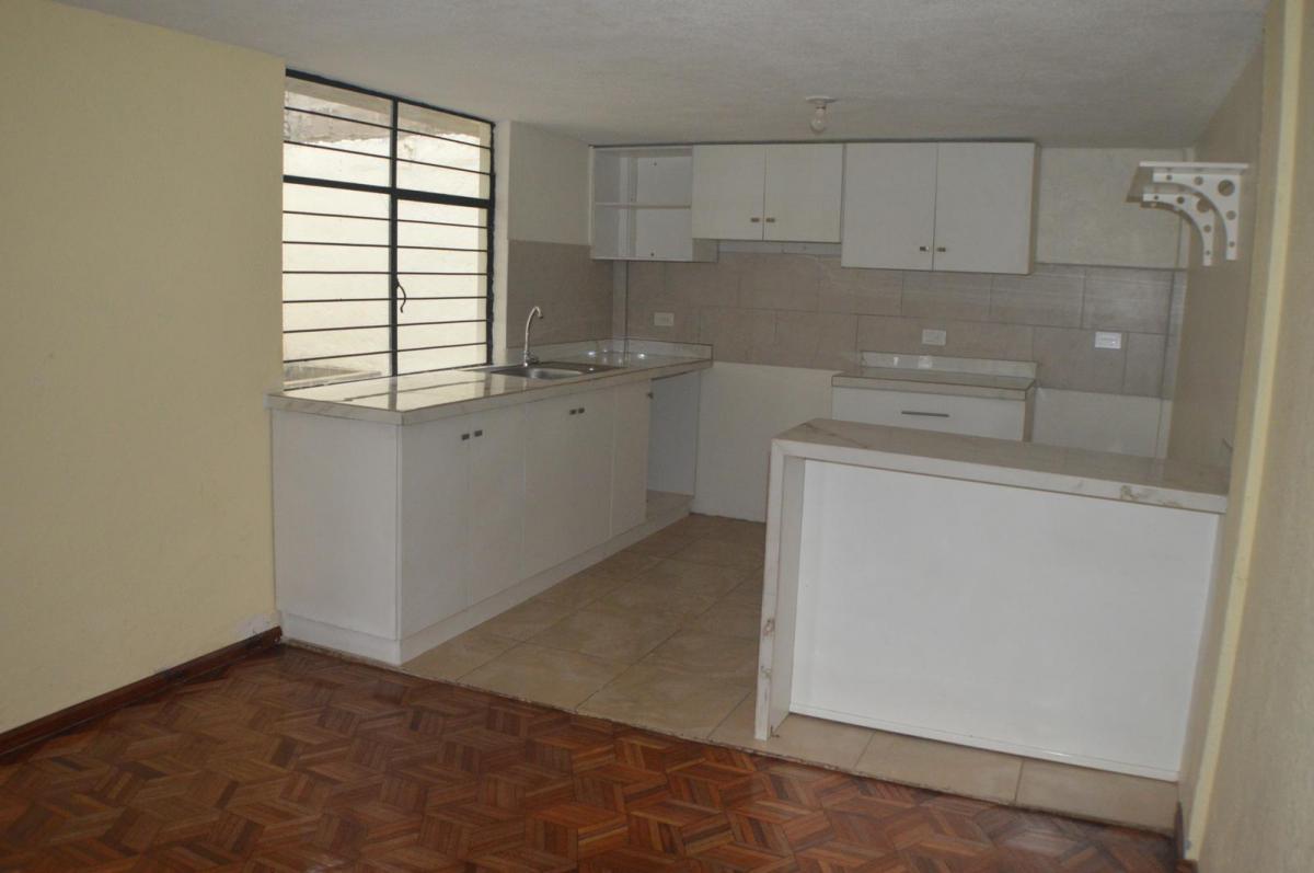 Venta Casa Independiente Frente a Parque – Carapungo — imagen 7