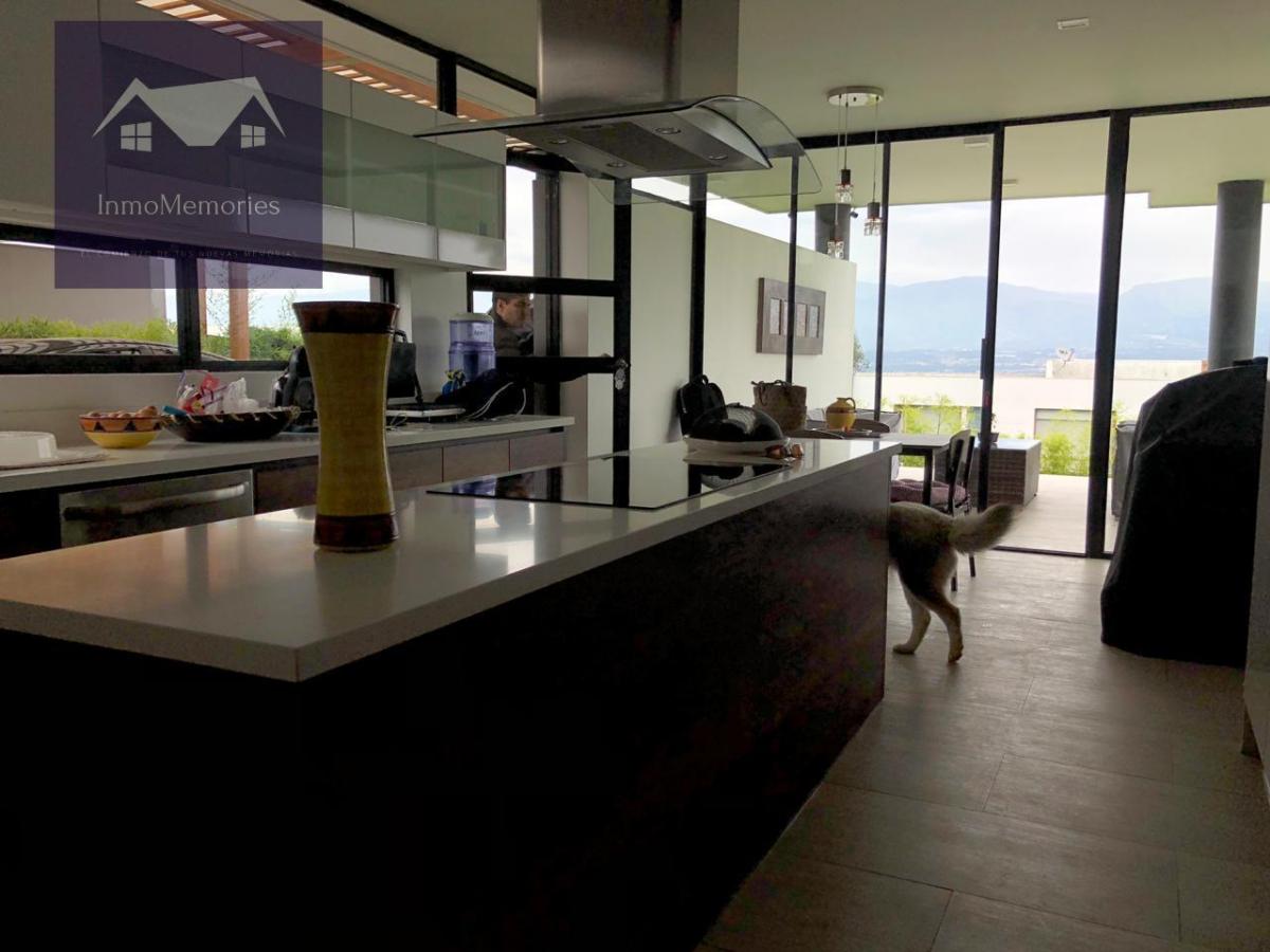 Oportunidad! Venta Espectacular Casa 3 Dorm. Amplio Jardín, Urbanización Nayón — imagen 6