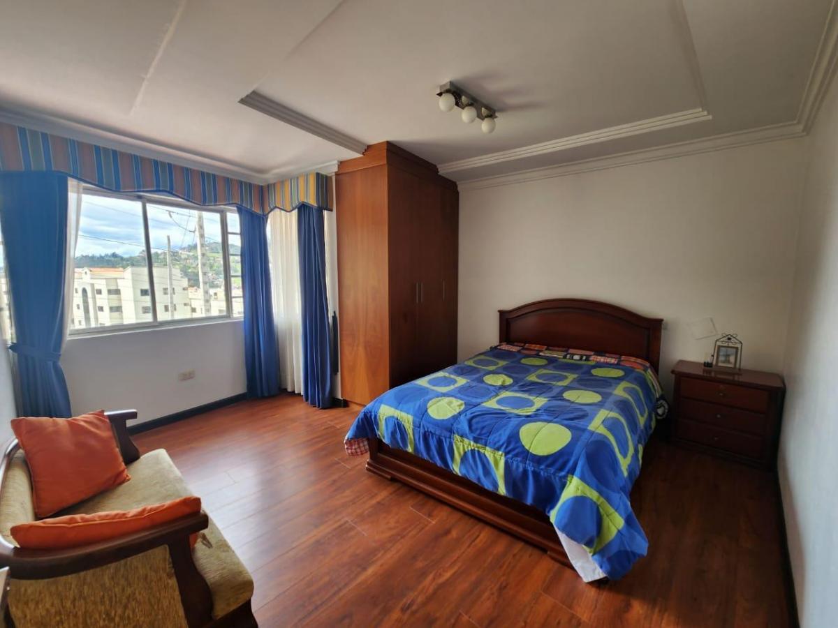 Casa Elegante de 5 Dorm. en Venta Sector Narancay, Azuay — imagen 3