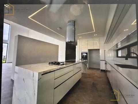 Hermosa Casa de Lujjo con 4 Habitaciones en Puembo — imagen 10