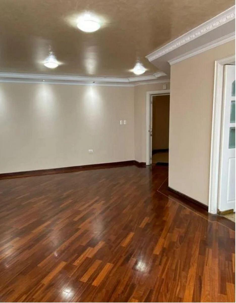 Venta Departamento Duplex con Terraza en Monteserrin — imagen 2