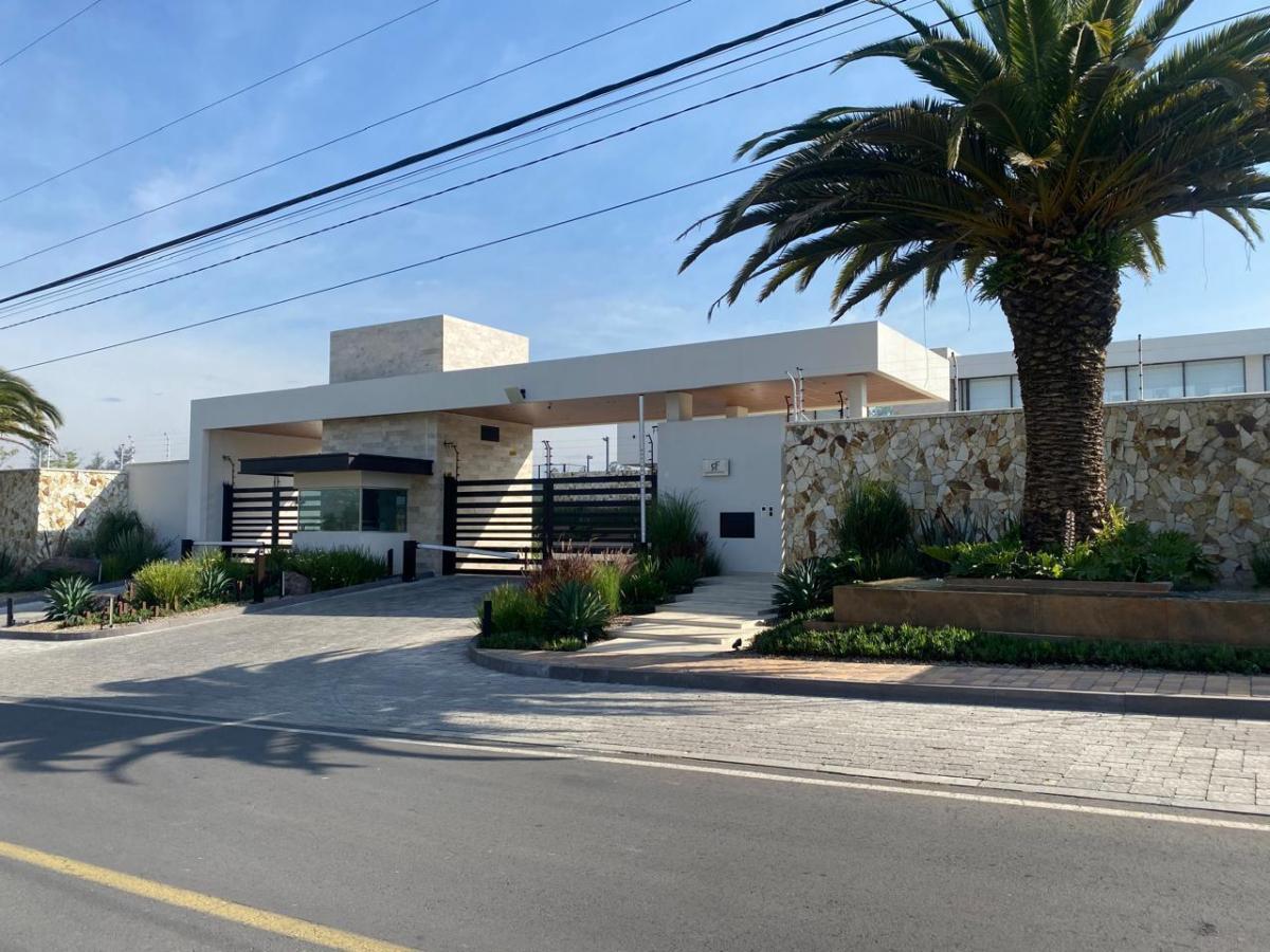 Terreno de Venta en Puembo Dentro de Urbanización Cerrada. Cancha de Padel, Gym, Juegos Infantiles — imagen 2