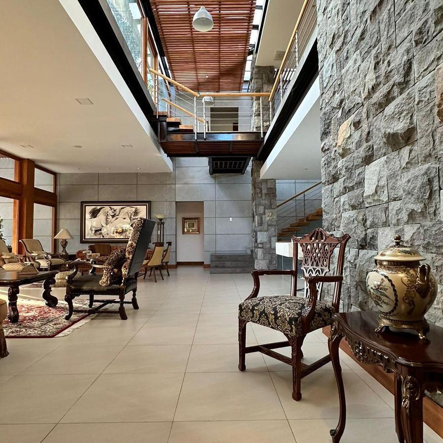 Casa con 4170 m² en Venta con 5 Habitaciones en Tumbaco — imagen 10