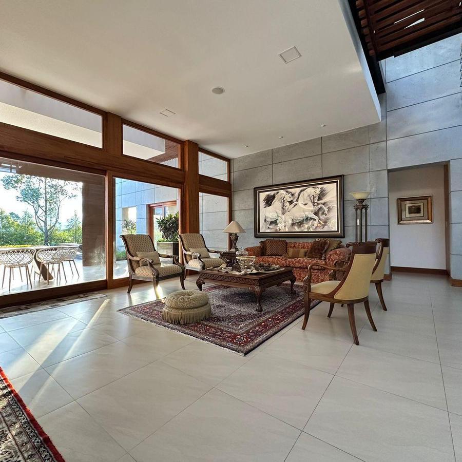Casa con 4170 m² en Venta con 5 Habitaciones en Tumbaco — imagen 5