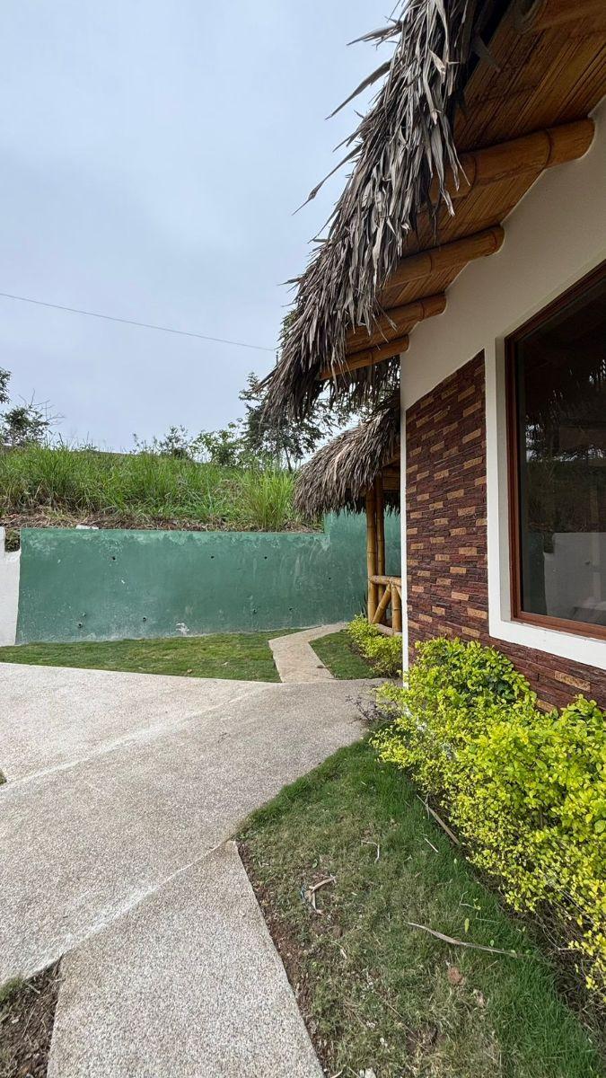 Inversión en Olón: Se Vende Casa en La Montaña con Vista Al Mar y Al Bosque — imagen 10