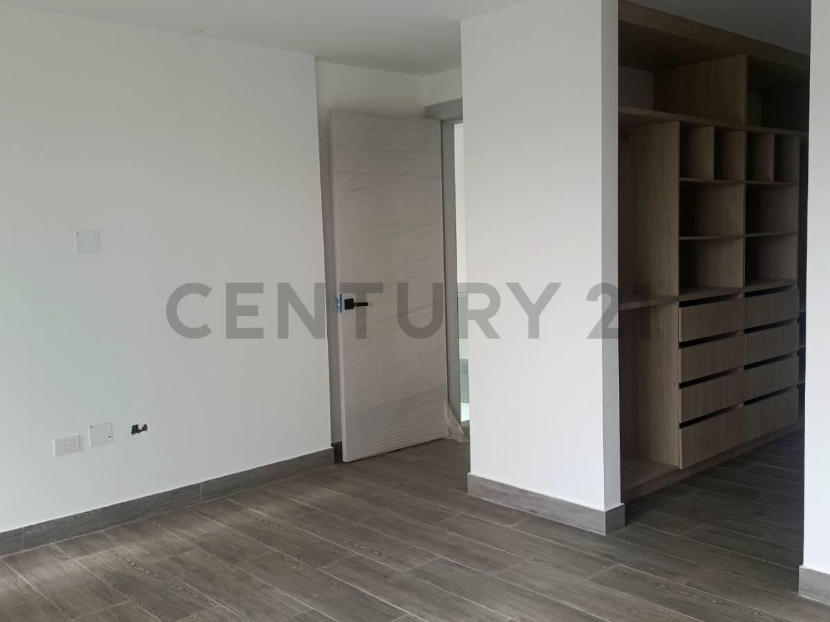 Venta Casa de Estreno con Jacuzzi en Urb. Mallorca Village V. Bah, Guayas — imagen 7