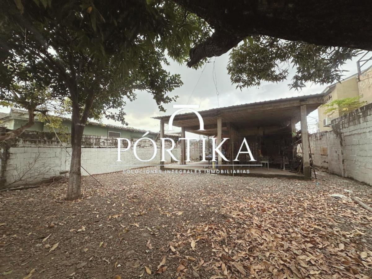 Venta Terreno - Urdesa - Calle Mirtos E Hilanes. Guayas — imagen 7