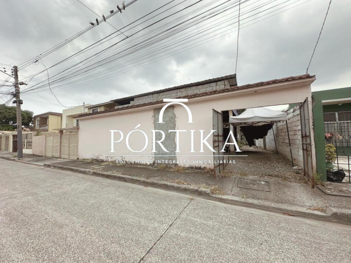 Venta Terreno - Urdesa - Calle Mirtos E Hilanes. Guayas — imagen 3