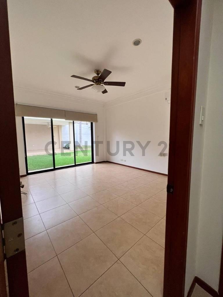 Casa de Una Planta en Puerto Azul, Guayas — imagen 8