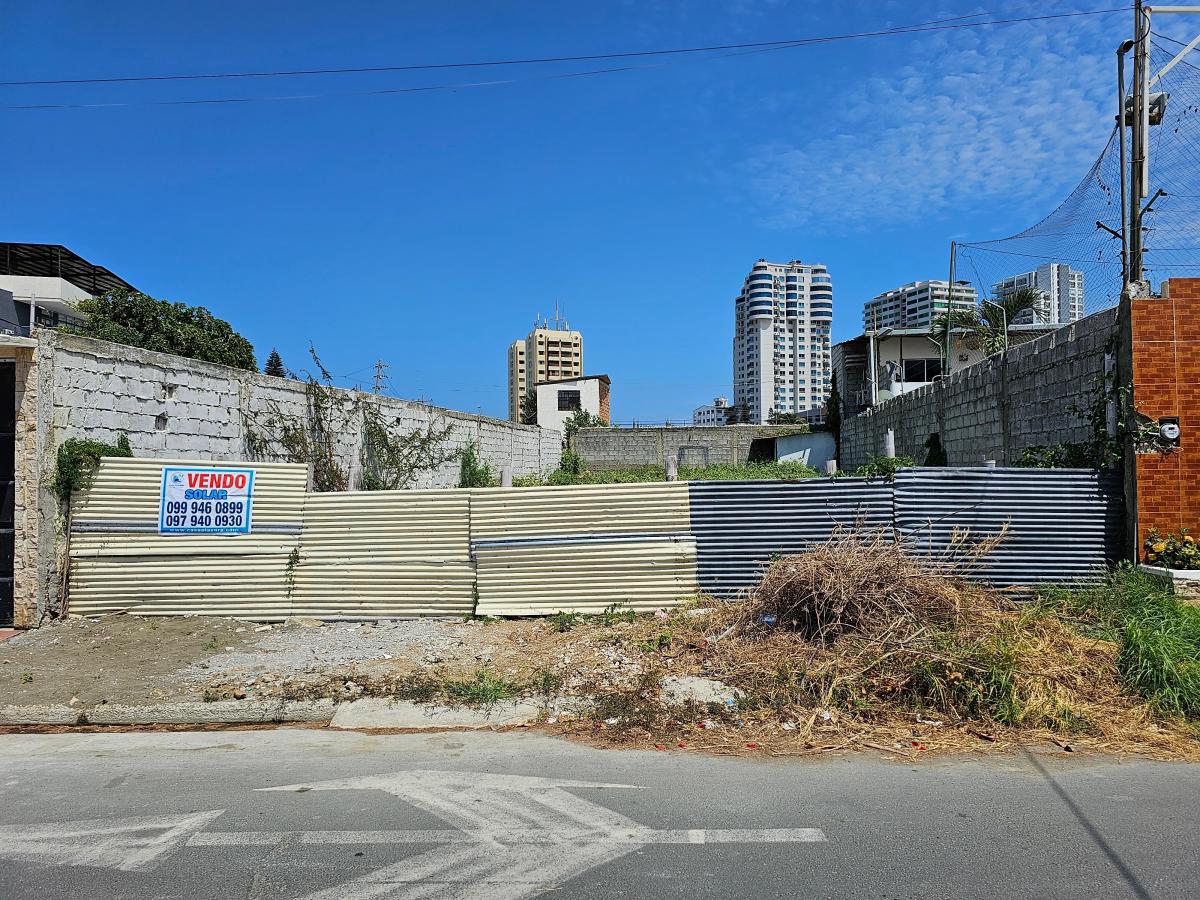 Vendo Lindo Terreno a 3 Cuadras del Malecon de 280 m² en Salinas — imagen 4