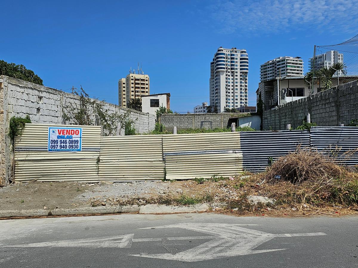Vendo Lindo Terreno a 3 Cuadras del Malecon de 280 m² en Salinas — imagen 2