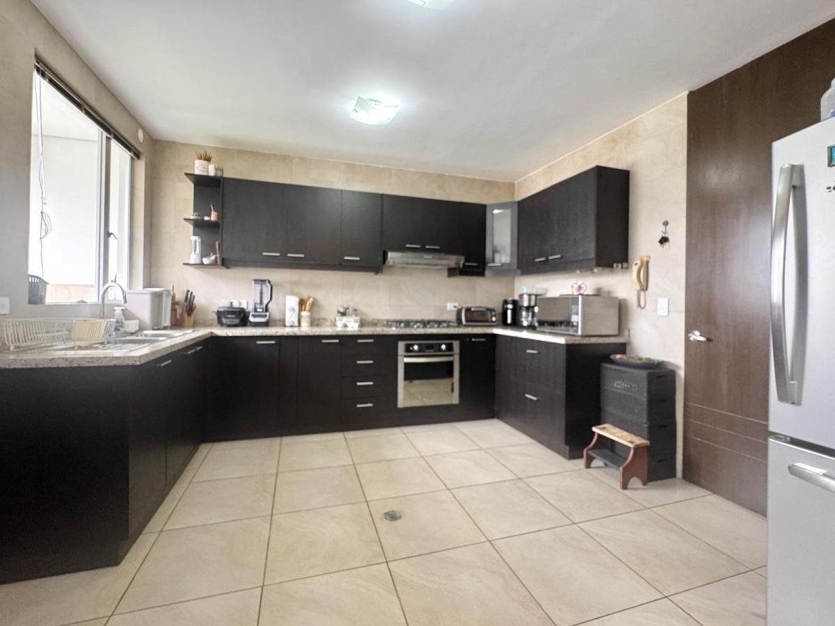 Casa de Venta en San Juan Alto Cumbayá — imagen 4
