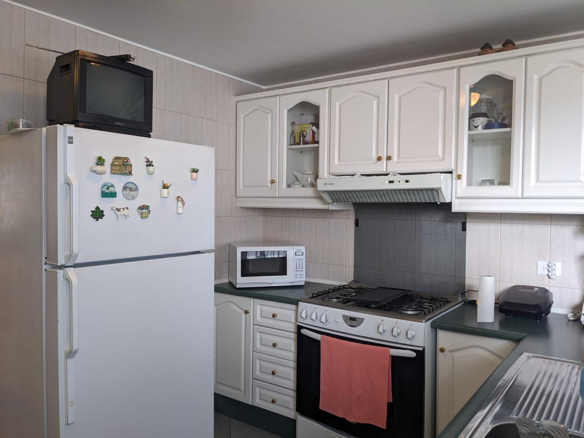 En Venta Linda Casa Cuatro Dorm. (Sector Colegio Einstein) — imagen 2