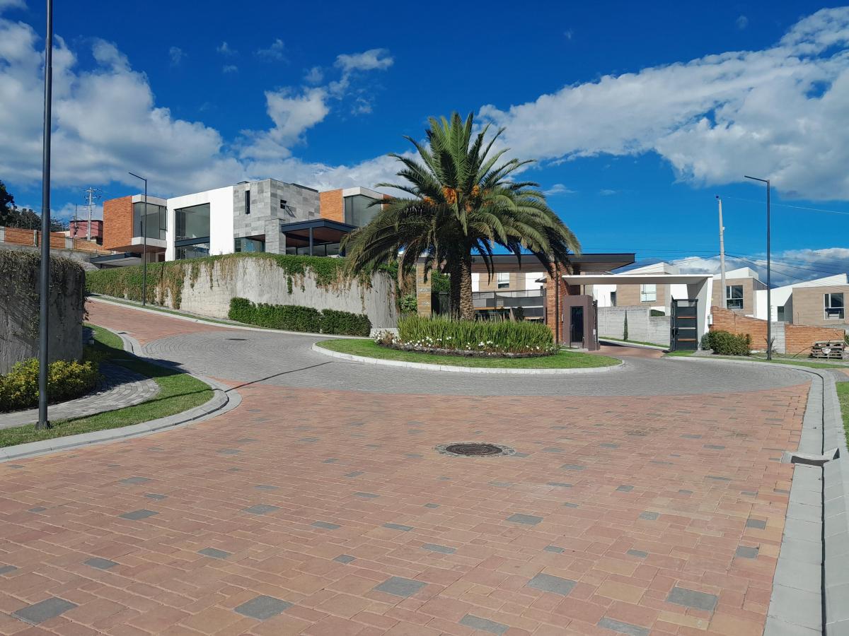 Vendo Lotes Urbanizados en Tumbaco con Hermosa Vista — imagen 10
