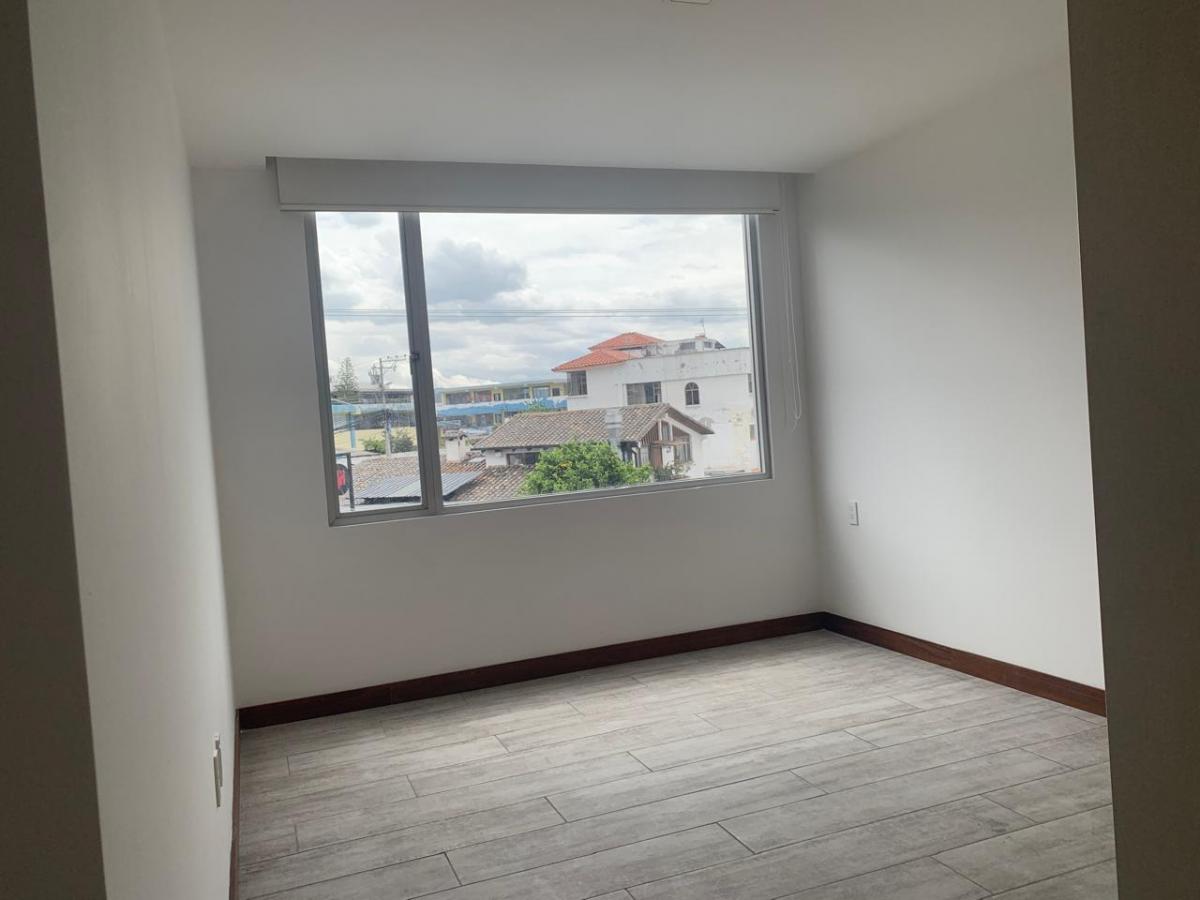 Departamento de Venta Cumbaya — imagen 2