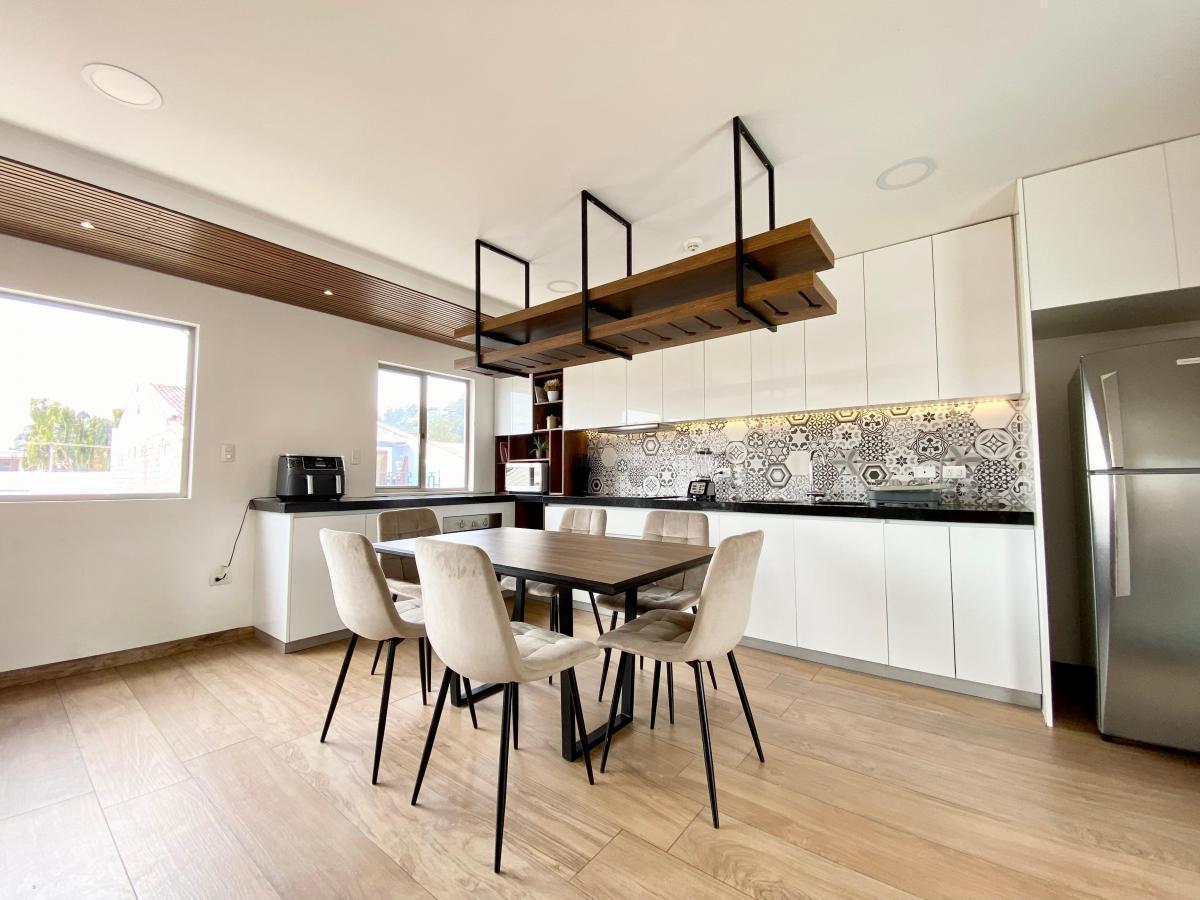 Hermoso Penthouse en Venta, Sector Mall del Rio, Azuay — imagen 9