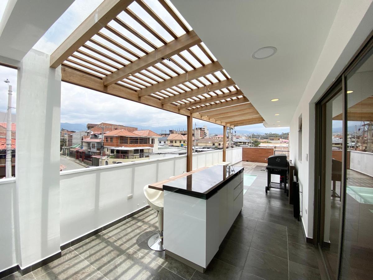 Hermoso Penthouse en Venta, Sector Mall del Rio, Azuay — imagen 8