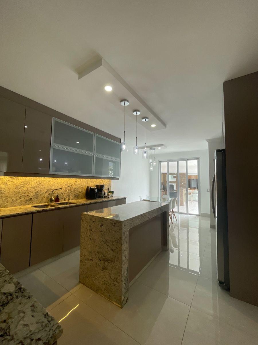Samborondón Km 4.5 Casa en Venta Urbanización Tenis, Guayas — imagen 3
