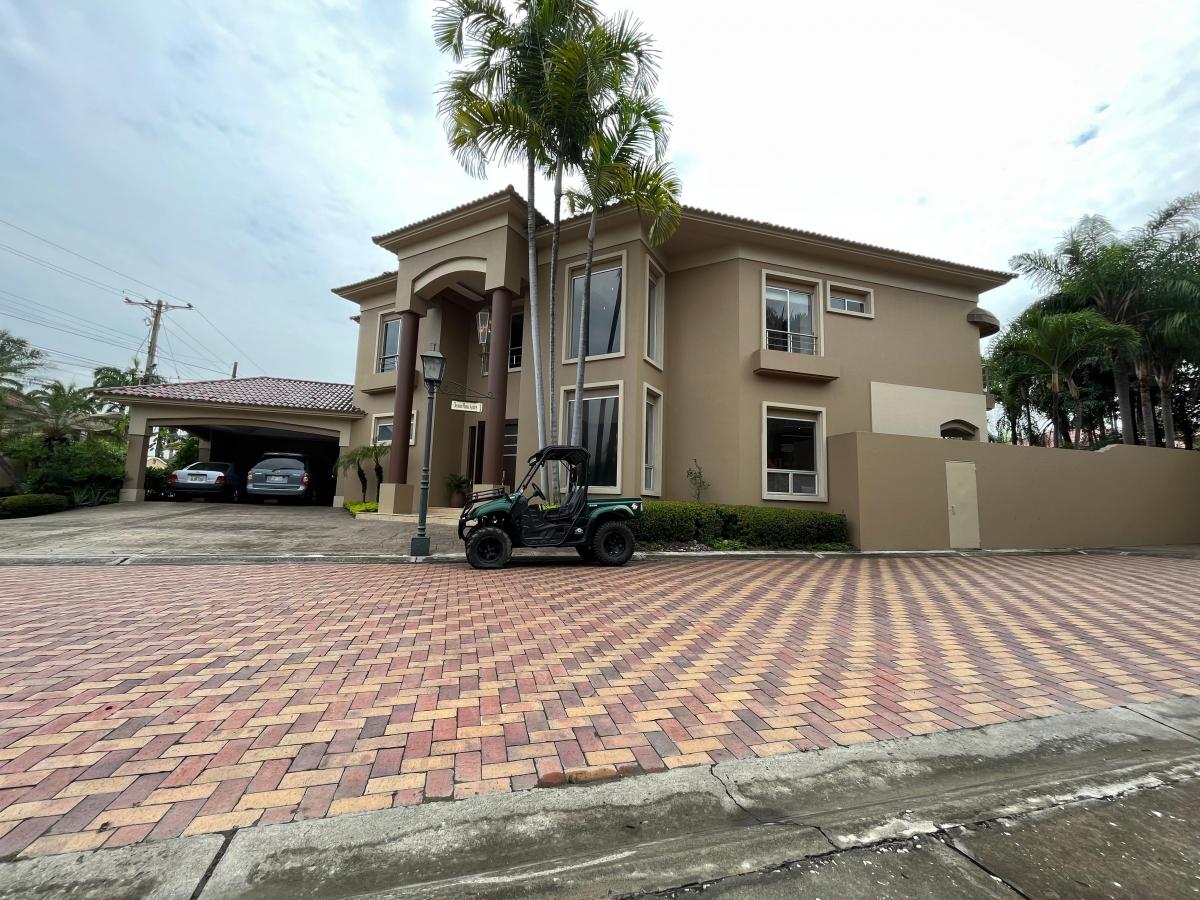 Casa en Venta, Urb. San Isidro, Guayas — imagen 10